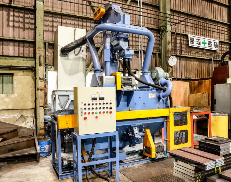 鋼板ショットブラスト